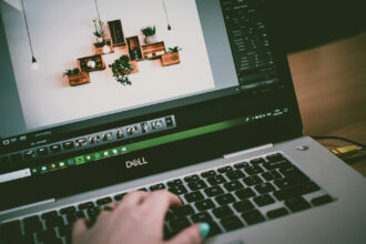 Laptopy Dell Pro – Twój niezawodny partner w codziennej pracy i biznesie